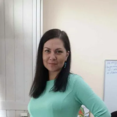 Лариса Светлакова