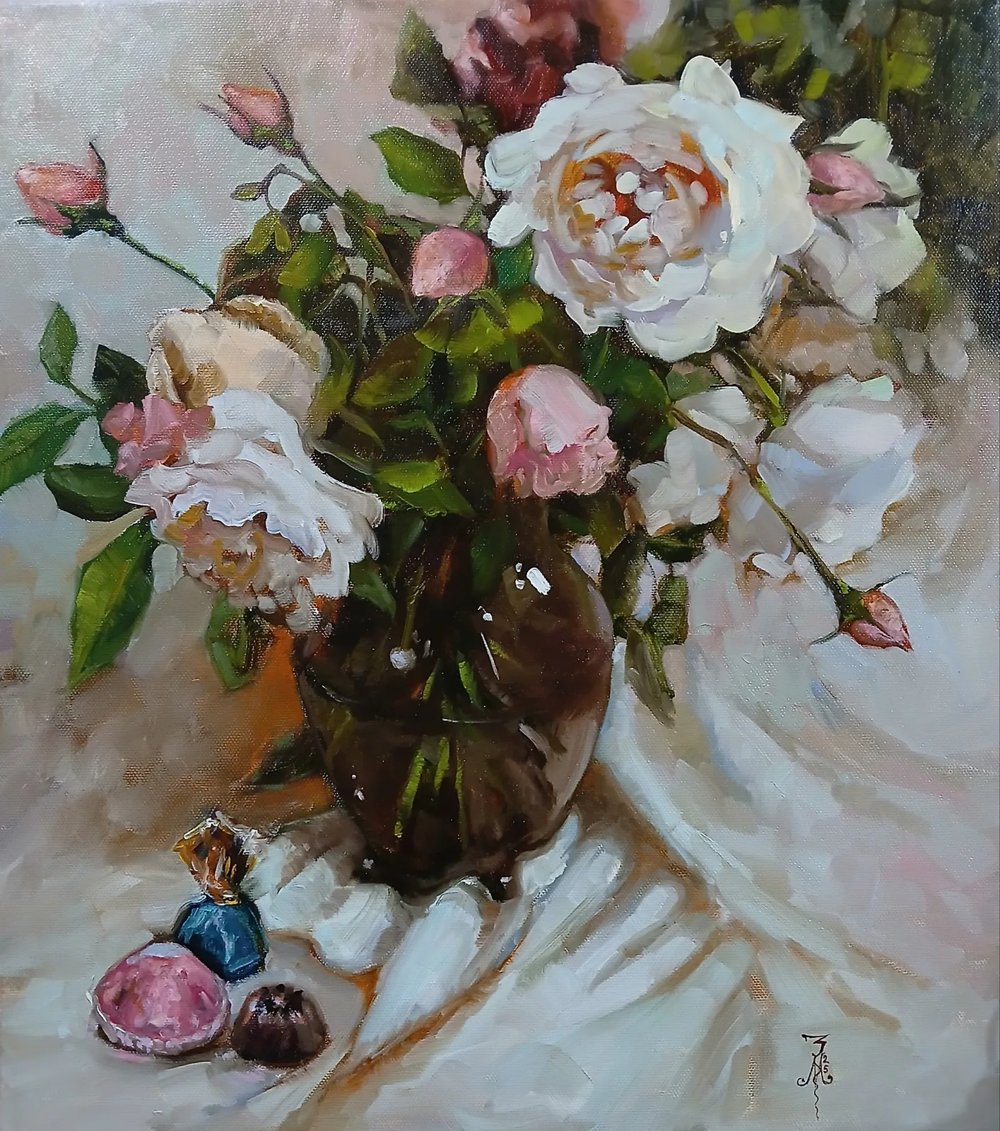 Картина «"Букет садовых роз"» — Марина Эмзе(Злобина), Натюрморт, На картине изображен букет садовых роз в темной стеклянной вазе, стоящей на бел…