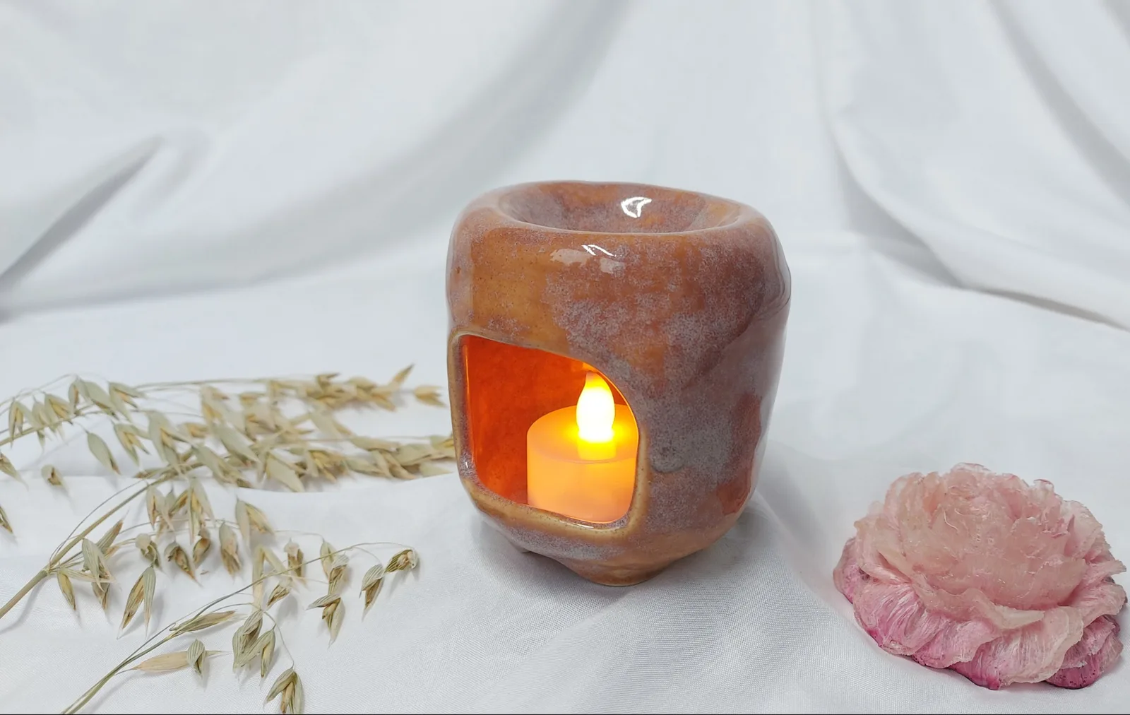 Картина «Аромалампа для масел и мелтсов» — Светлана Бусе, Керамика, Небольшая стильная аромалампа из глазурованной керамики с тёплым терракотово ка…