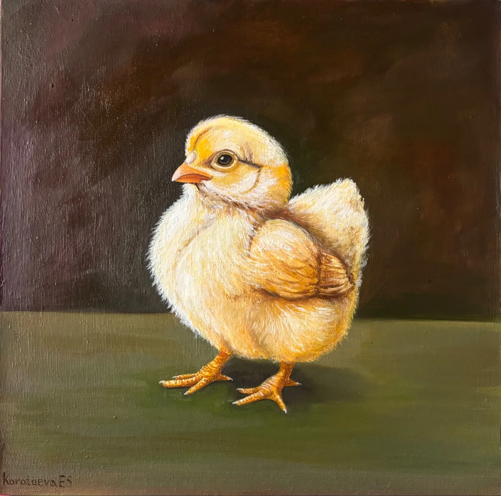 Картина «Цыпленок» — Елена Каратаева, Анималистика, На картине изображён маленький цыпленок, стоящий на зеленой поверхности. 
Худож…