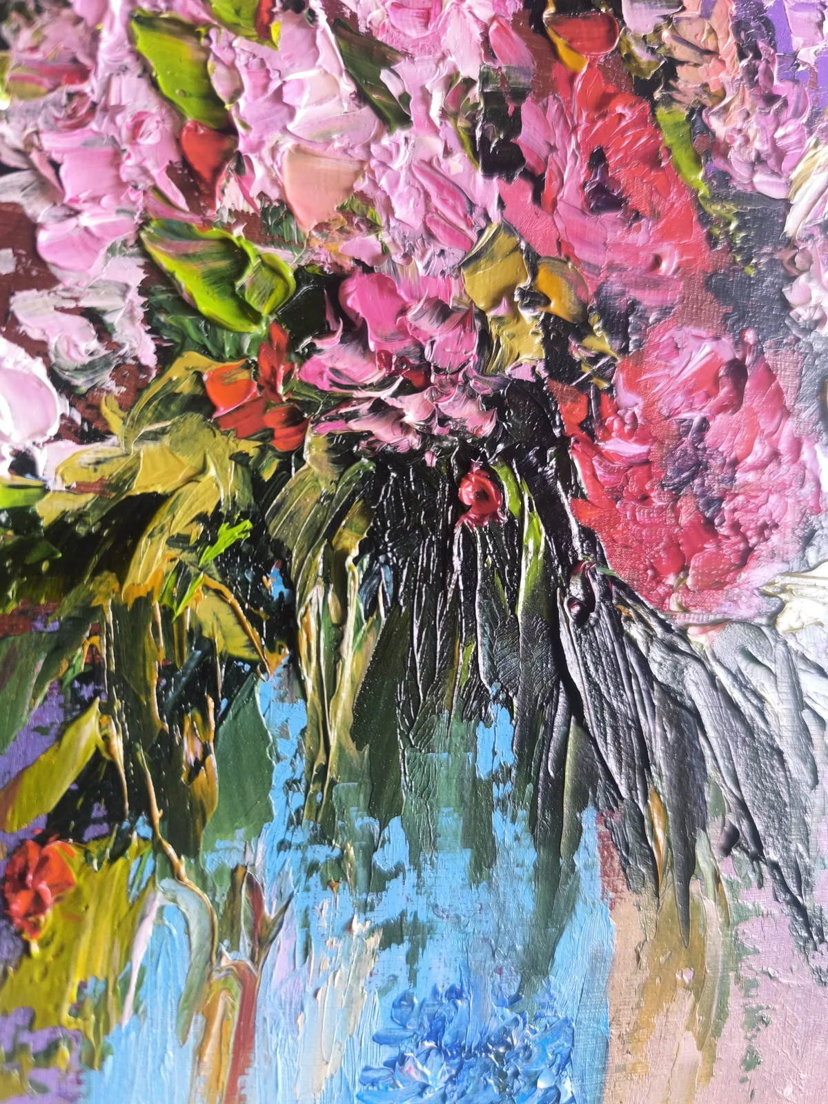 Букет на столе