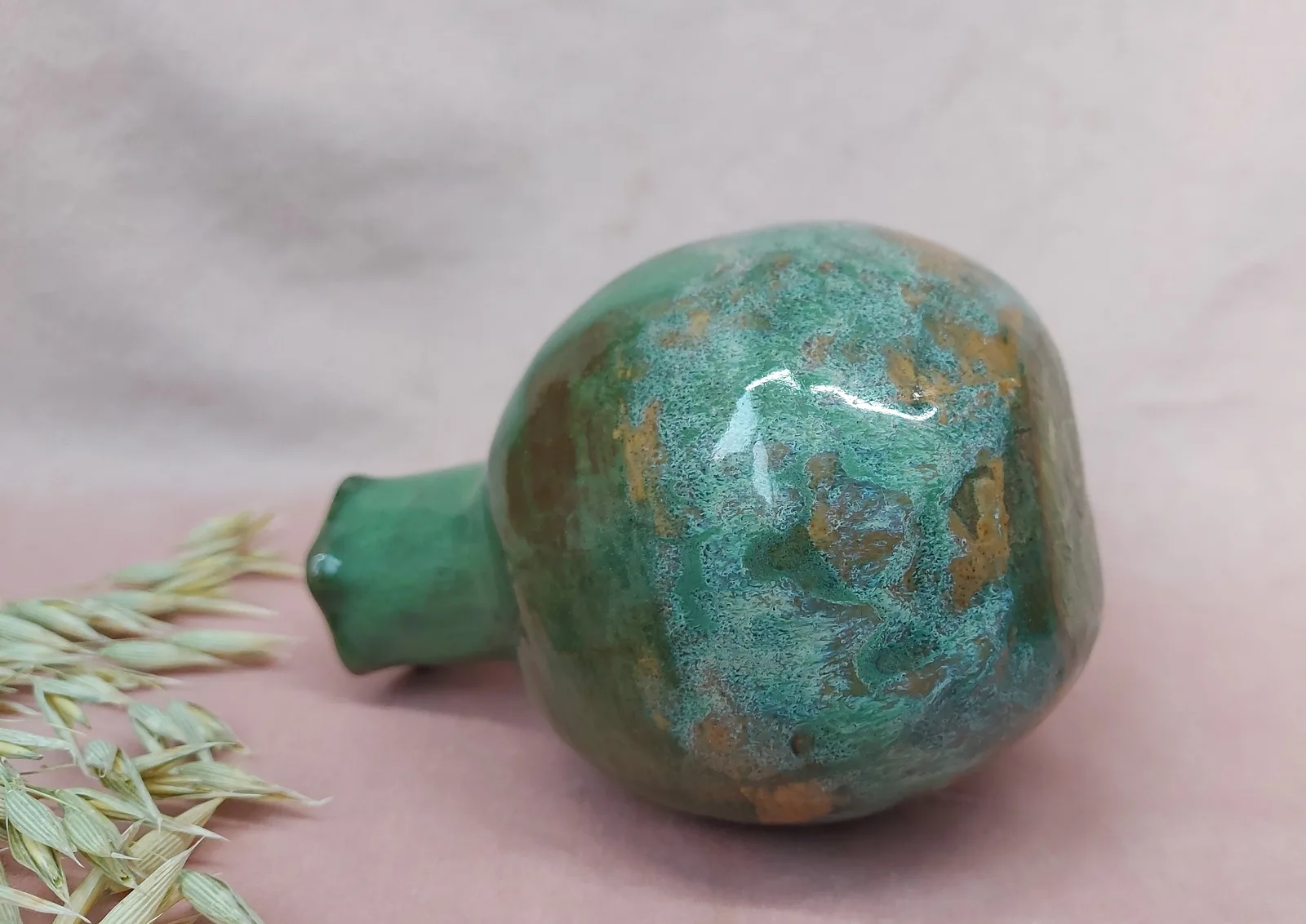 Ваза круглая зелёная