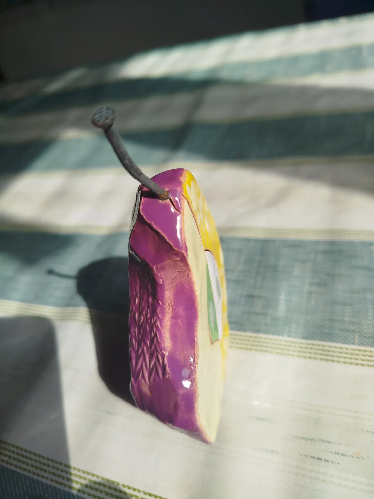 Груша фиолетовая