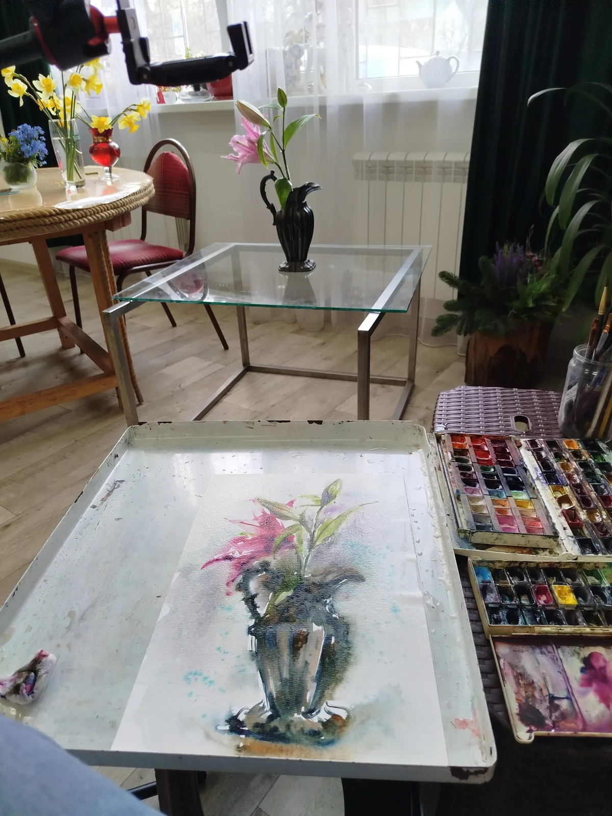 Лилия в бронзовом кувшине №1